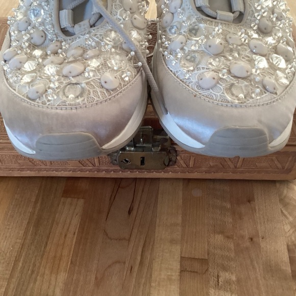 Ash Muse bejeweled, beaded, sequins, crystal, silver gray sneakers Sz 38  7.5/8 - Picture 5 of 12